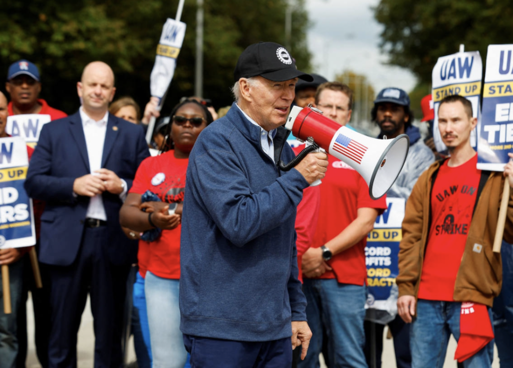 presidente joe biden se une a manifestación sindicalista