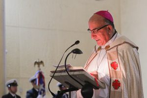 El arzobispo de Santiago, Fernando Chomali, abordó en una entrevista matutina con Radio Duna la repercusión de los escándalos de abusos en la Iglesia Católica y la labor pendiente para mejorar su imagen tras la crisis.