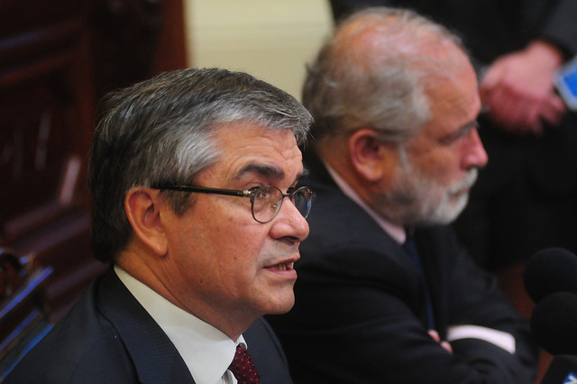 Los ministros Mario Marcel y Carlos Montes.