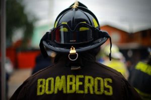 Cuerpo de Bomberos de Santiago será primera institución en Sudamérica en tener un carro bomba 100% eléctrico