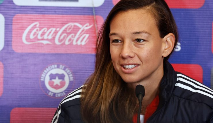 Christiane Endler jugará de arquera titular con la Roja Femenina.