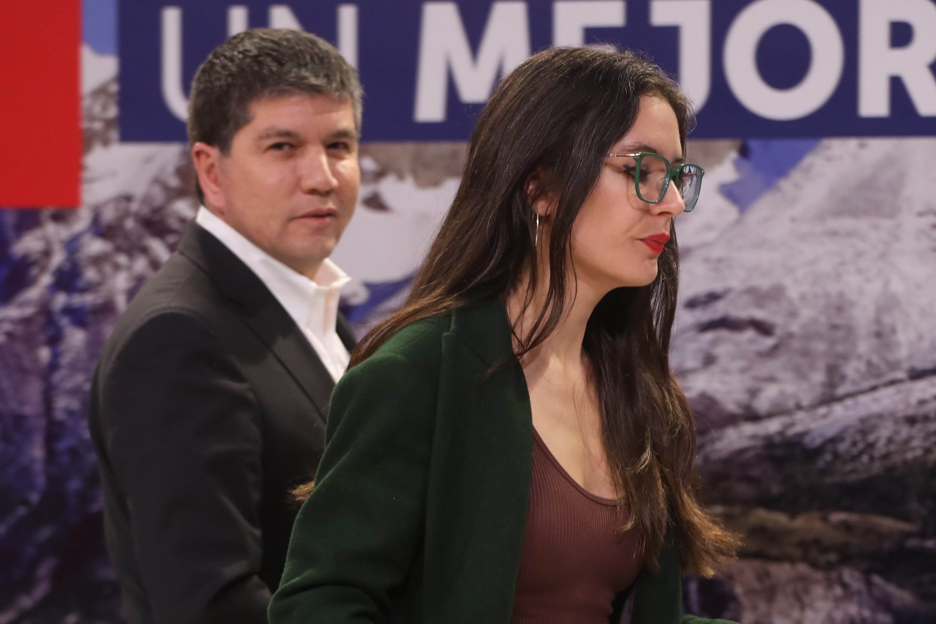 Fallido vuelo a Venezuela: Las contradicciones del Gobierno.