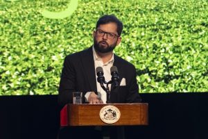 Boric no asistirá a COP28.