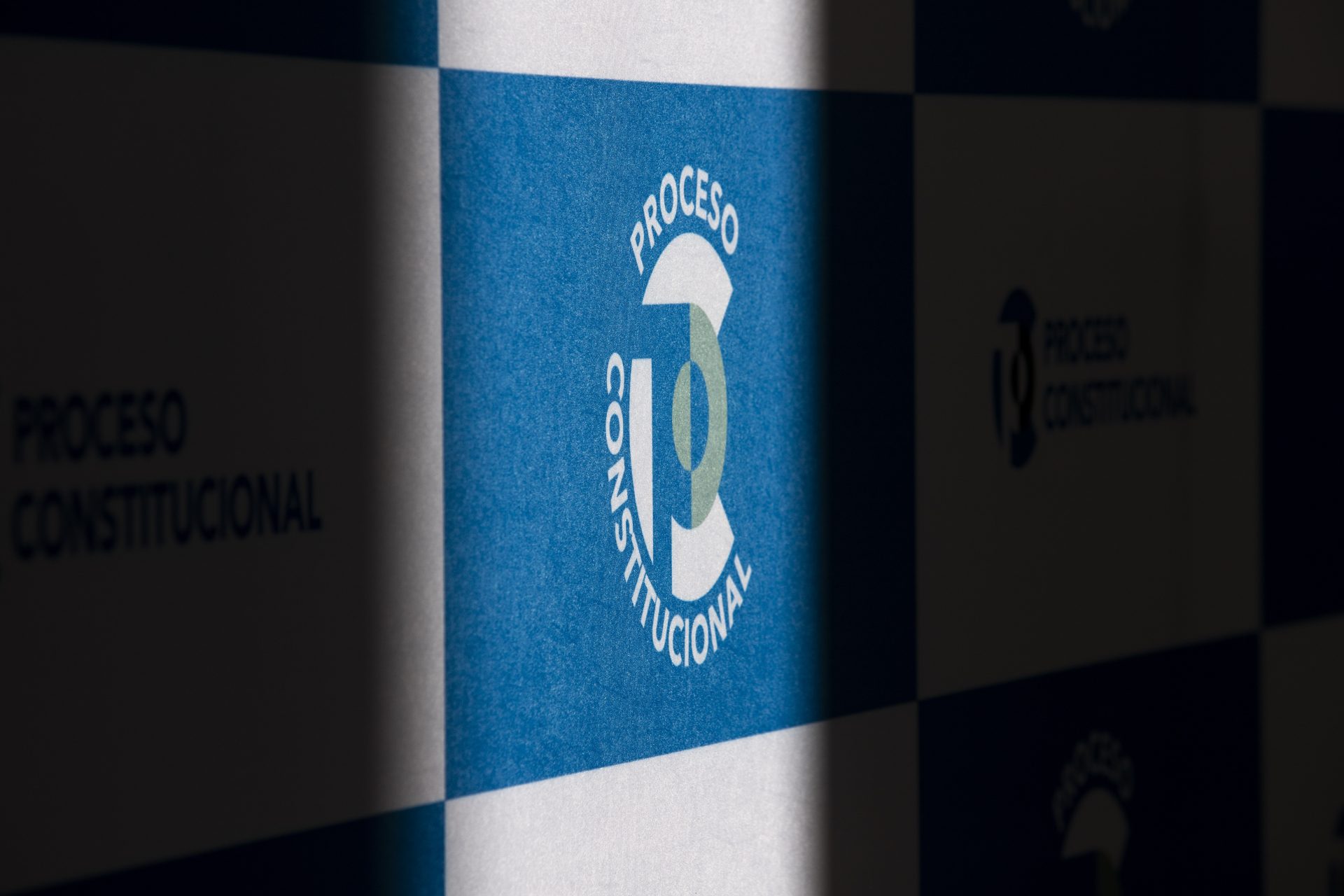 La encuesta "Agenda Criteria Noviembre" dio a conocer, y de cara al plebiscito, el aumento de los indecisos.