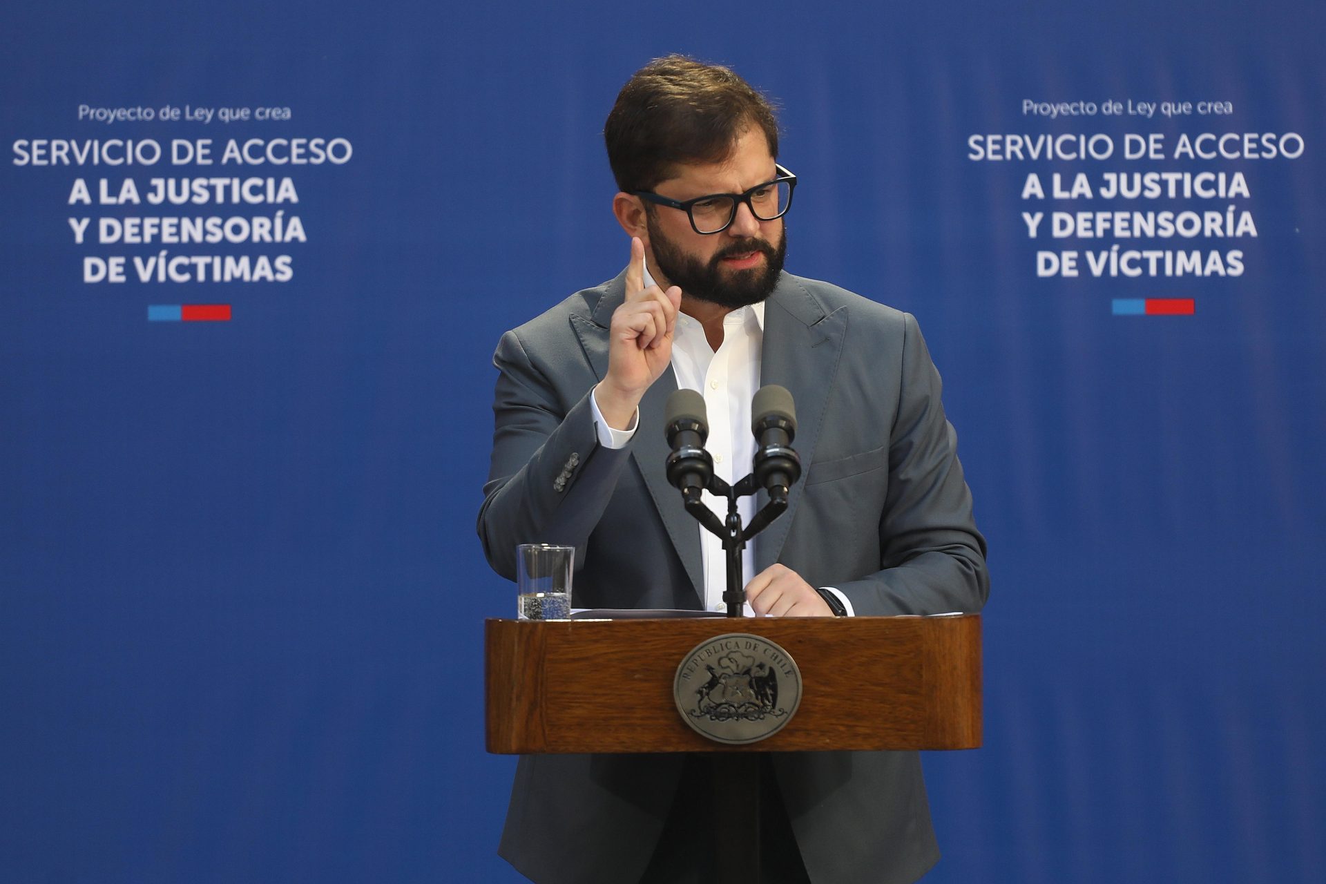 Presidente Boric conversó con Javier Milei.