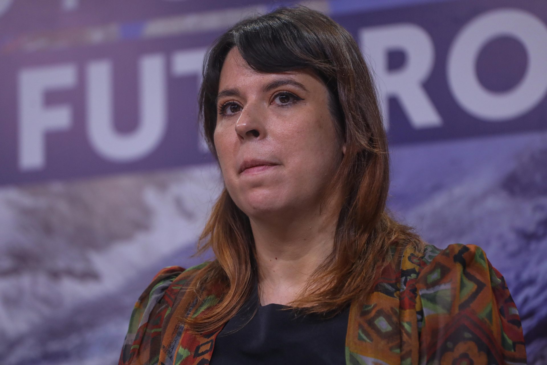 Que Dios La Bendiga Arzobispo De Santiago Responde A Tuit De Constanza Martínez Está Pasando 6922