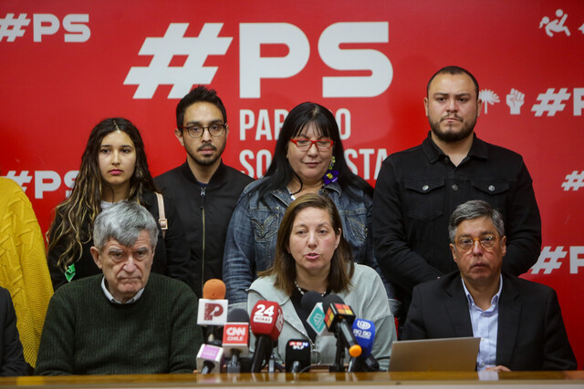 Desde la central del Partido Socialista (PS) en Santiago, la agrupación dio a conocer a sus postulantes para las elecciones municipales, tanto para alcaldes como para concejales.