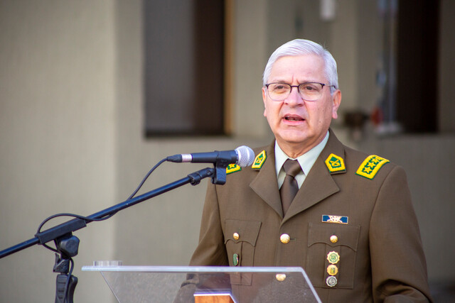 Desde la sede central de Renovación Nacional, los líderes de Chile Vamos expresaron su respaldo al general director de Carabineros, Ricardo Yáñez, quien enfrenta una posible formalización.