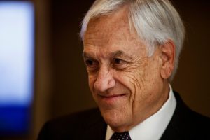 piden formalizar a Sebastián Piñera