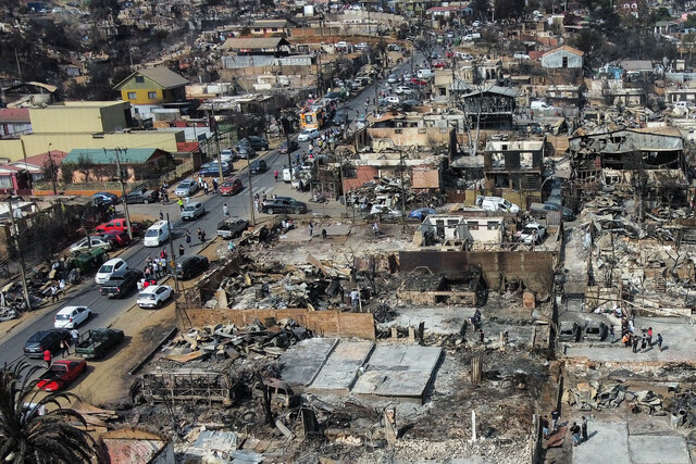 Con 131 muertes confirmadas y más de 10 mil hectáreas devastadas por los incendios, la región de Valparaíso enfrenta una de las peores tragedias en la historia de Chile. Es por este motivo que Google, el motor de búsqueda más utilizado en Internet, ha anunciado una significativa contribución para ayudar a los afectados.