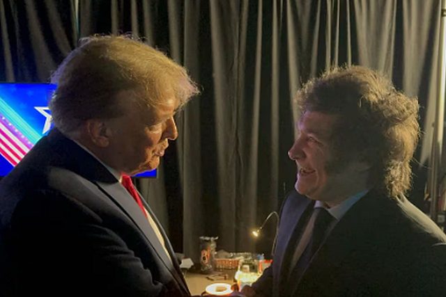 Durante su visita a Estados Unidos, el Presidente de Argentina, Javier Milei, se reunió con el expresidente Donald Trump en el marco de la Conferencia de Acción Política Conservadora (CPAC).