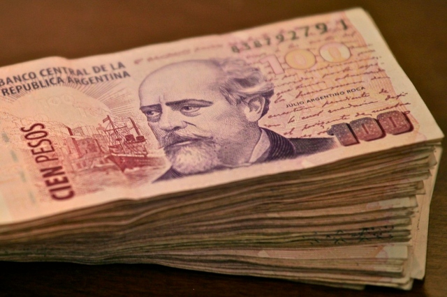 Confirman fecha de emisión de nuevos billetes en Argentina