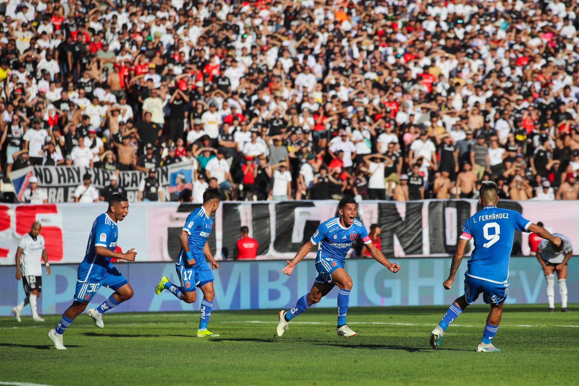 La 'U' rompió la maldición en el Monumental