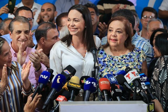 Venezuela: Oposición denuncia obstáculos para postular a candidata presidencial