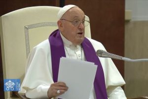El Vaticano califica como una “amenaza” el cambio de sexo
