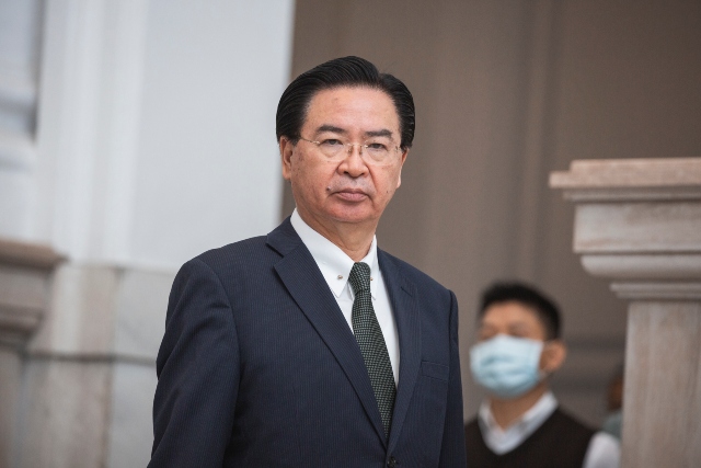 Taiwán advierte sobre la existencia de "enormes" bases chinas