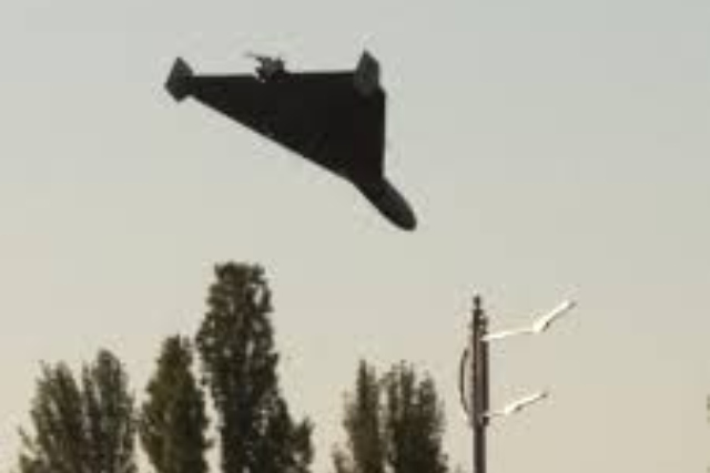 Con 13 drones iraníes, Rusia vuelve a atacar a Ucrania