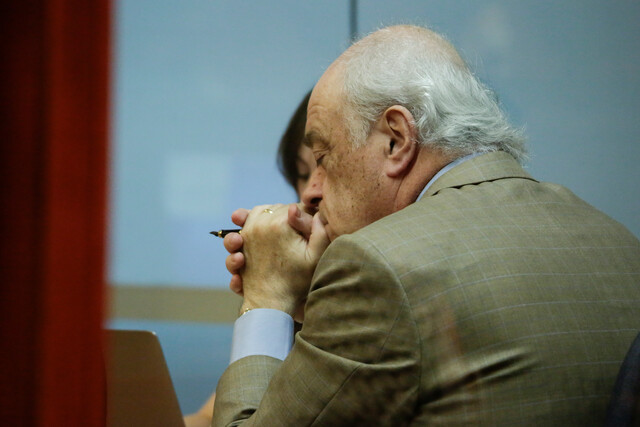 Tribunal declara culpable al oncólogo Manuel Álvarez por dos delitos de abuso sexual reiterado