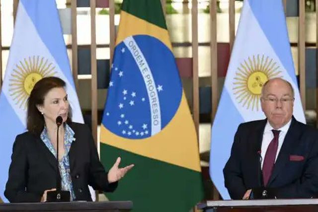 Argentina asegura que no intervendrá en asuntos internos de Brasil, afirma canciller tras declaraciones de Milei sobre Musk