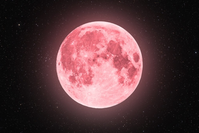 ¿Cuándo se podrá ver la Luna Rosa?