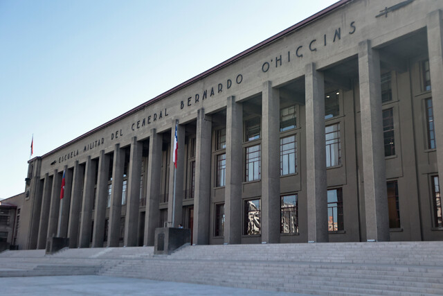 Escuela Militar: Ejército indaga a 60 cadetes por copiar en prueba