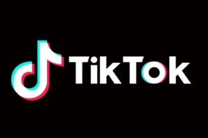 El destino de TikTok en los Estados Unidos se ve comprometido tras la aprobación de una legislación que busca vetar esta plataforma de videos ampliamente popular, a menos que su empresa matriz china, ByteDance, la enajene.