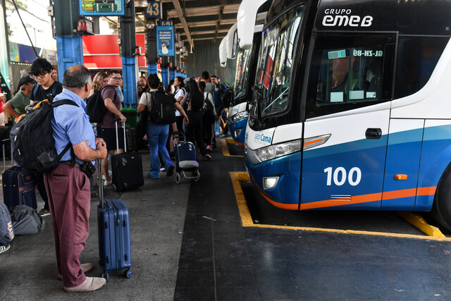 Durante la noche del sábado, se produjo un intento de homicidio con arma de fuego en el terminal de buses Alameda, ubicado en Estación Central, región Metropolitana.