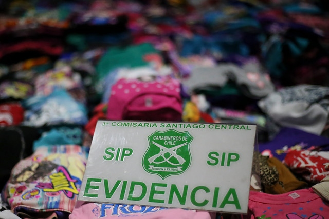 Santiago: Incautan casi 3 mil prendas falsificadas