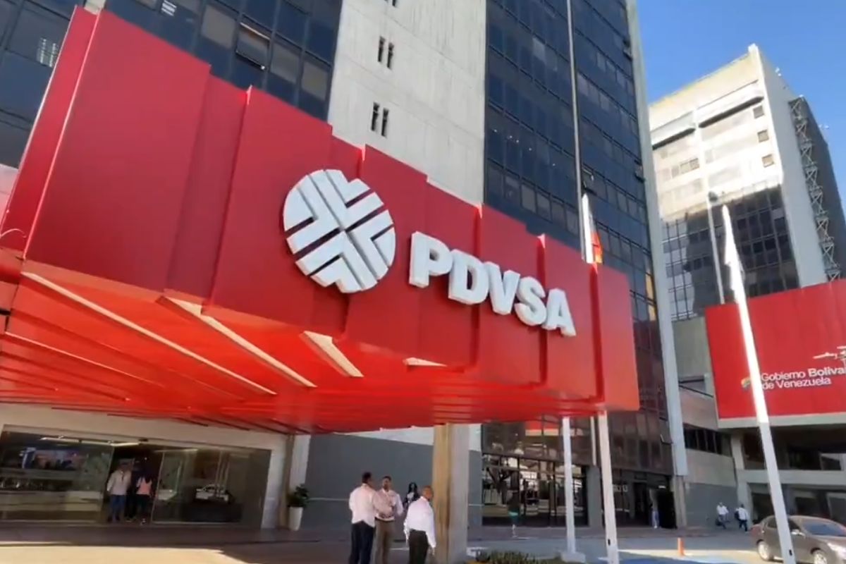 Petrolera francesa obtiene licencia de EE.UU para operar en Venezuela