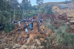 Aumentan a 2.000 las personas sepultadas en Papúa Nueva Guinea