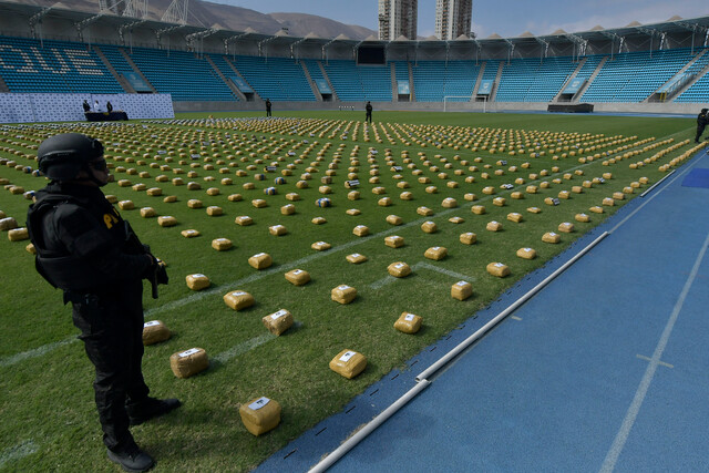 Una tonelada 600 kilos de droga fueron incautados en Iquique