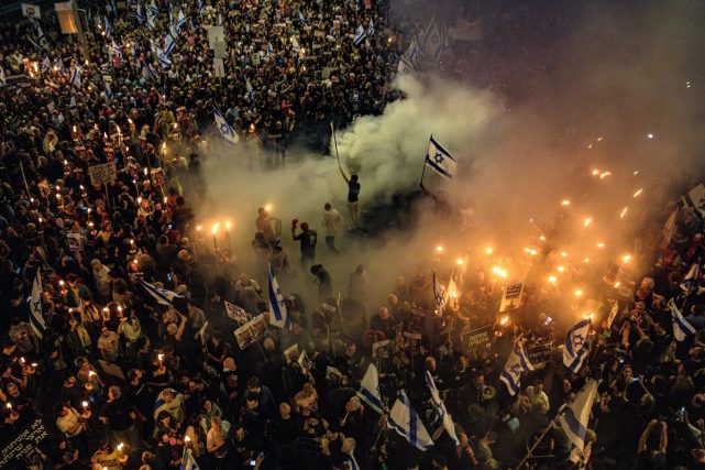 En Israel manifestantes piden vuelta de rehenes y salida de Netanyahu
