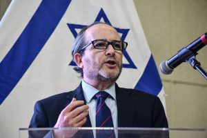 Embajador de Israel en Chile reacciona al anuncio de Boric: "DDHH sí, menos a los judíos"