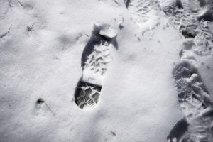 Deshielo del Everest deja al descubierto cadáveres