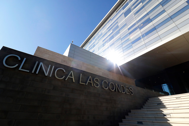 Por apropiación indebida tribunal formalizará a presidente de Clínica Las Condes