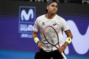 Alejandro Tabilo triunfa y avanza a segunda ronda de Wimbledon