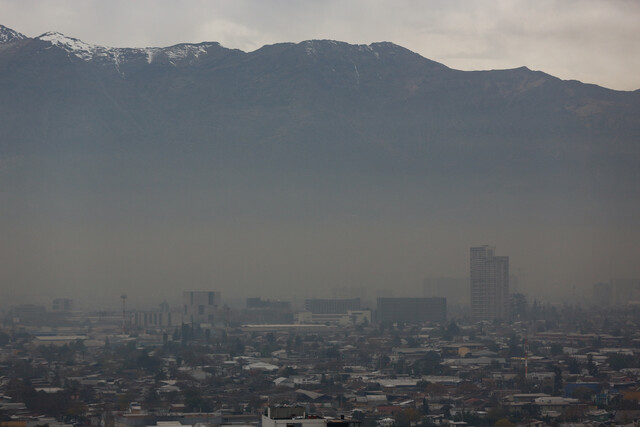 La Delegación Presidencial de la Región Metropolitana ha emitido una Alerta Ambiental para el sábado 27 de julio de 2024, abarcando toda la región, siguiendo el consejo de la Seremi del Medio Ambiente RM.