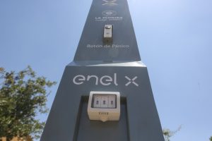 Gobierno Italiano preocupado por gestión de Enel en Chile ofrece apoyo