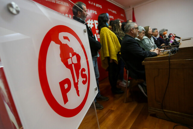 El Partido Socialista pone en jaque su alianza con el PC