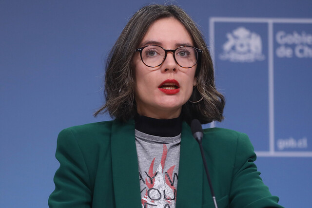 La ministra vocera del gobierno, Camila Vallejo, comentó sobre la propuesta del ministro de Energía, Diego Pardow, de considerar la inclusión de una entidad estatal en el sector de distribución eléctrica, en respuesta a los recientes y prolongados cortes de luz que han afectado a varias áreas del país.