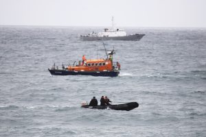 Armada continúa búsqueda de niña desaparecida en Viña del Mar