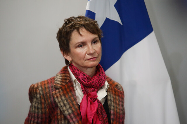 Durante una intervención en la Cámara de Diputados, la ministra del Interior, Carolina Tohá, cometió un error al confundir al actual presidente Gabriel Boric con el exmandatario Sebastián Piñera.