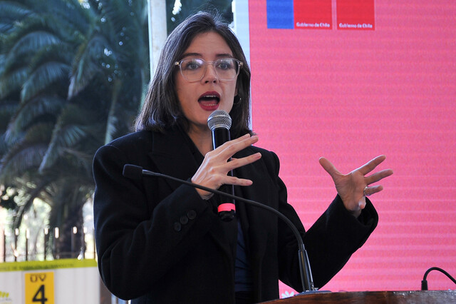 La ministra de la Secretaría General de Gobierno, Camila Vallejo, se refirió a las diferencias planteadas por el líder del Partido Comunista, Lautaro Carmona, respecto a la postura del Presidente Gabriel Boric sobre la situación en Venezuela, descartando que allí exista una dictadura.