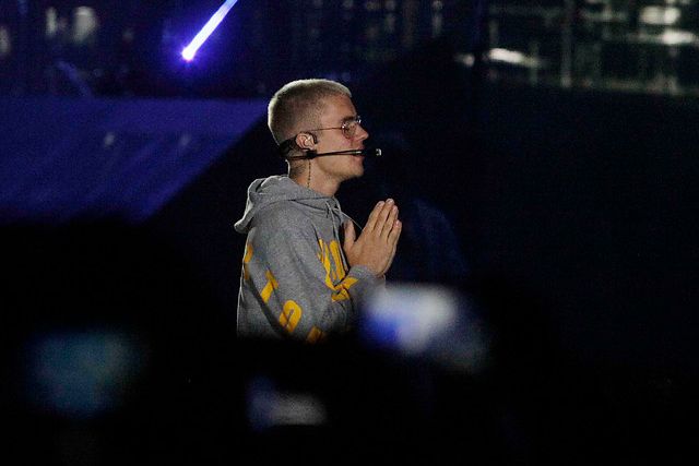 El cantante Justin Bieber le dio la bienvenida a su primer hijo