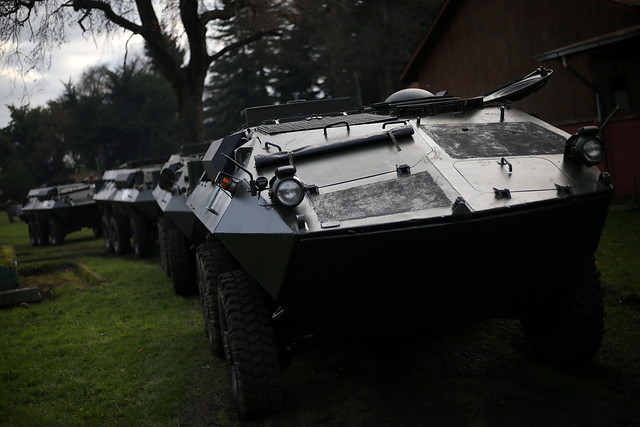 Militares resultan lesionados tras volcar vehículo en La Araucanía