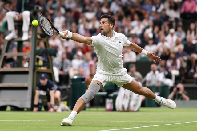 Novak Djokovic avanza y vuelve a luchar por una medalla olímpica