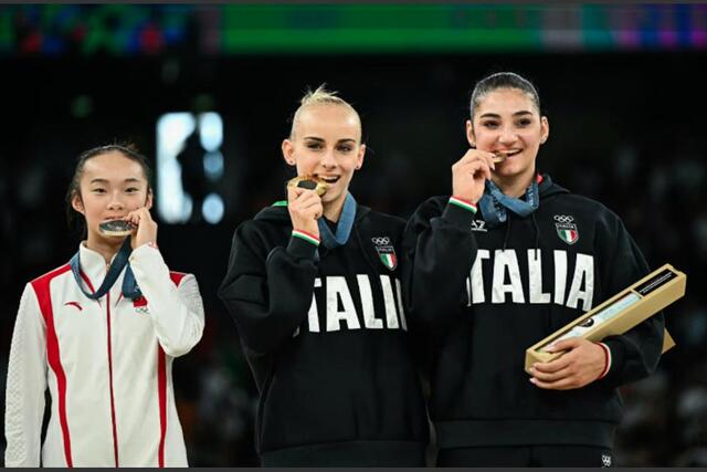 Yaqin Zhou y el tierno momento que enamoró a las redes en París 2024