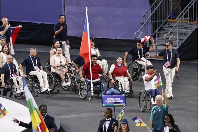 Team ParaChile desfiló en los Juegos Paralímpicos de París 2024