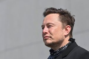 Elon Musk anunció que cerrará su red "X" en Brasil