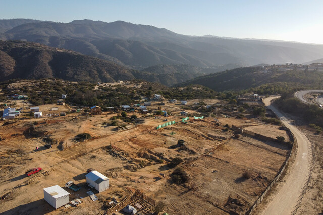 Hospital de Colina: Los hitos de su fallida construcción